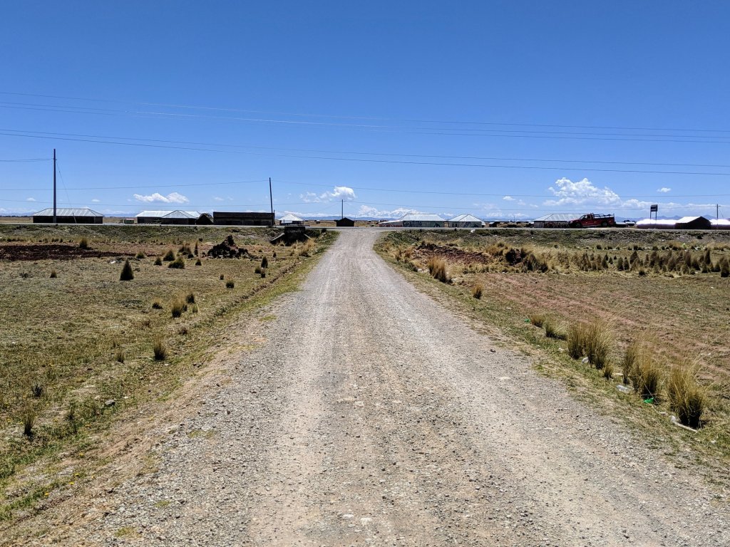 The road to Aramu Muru